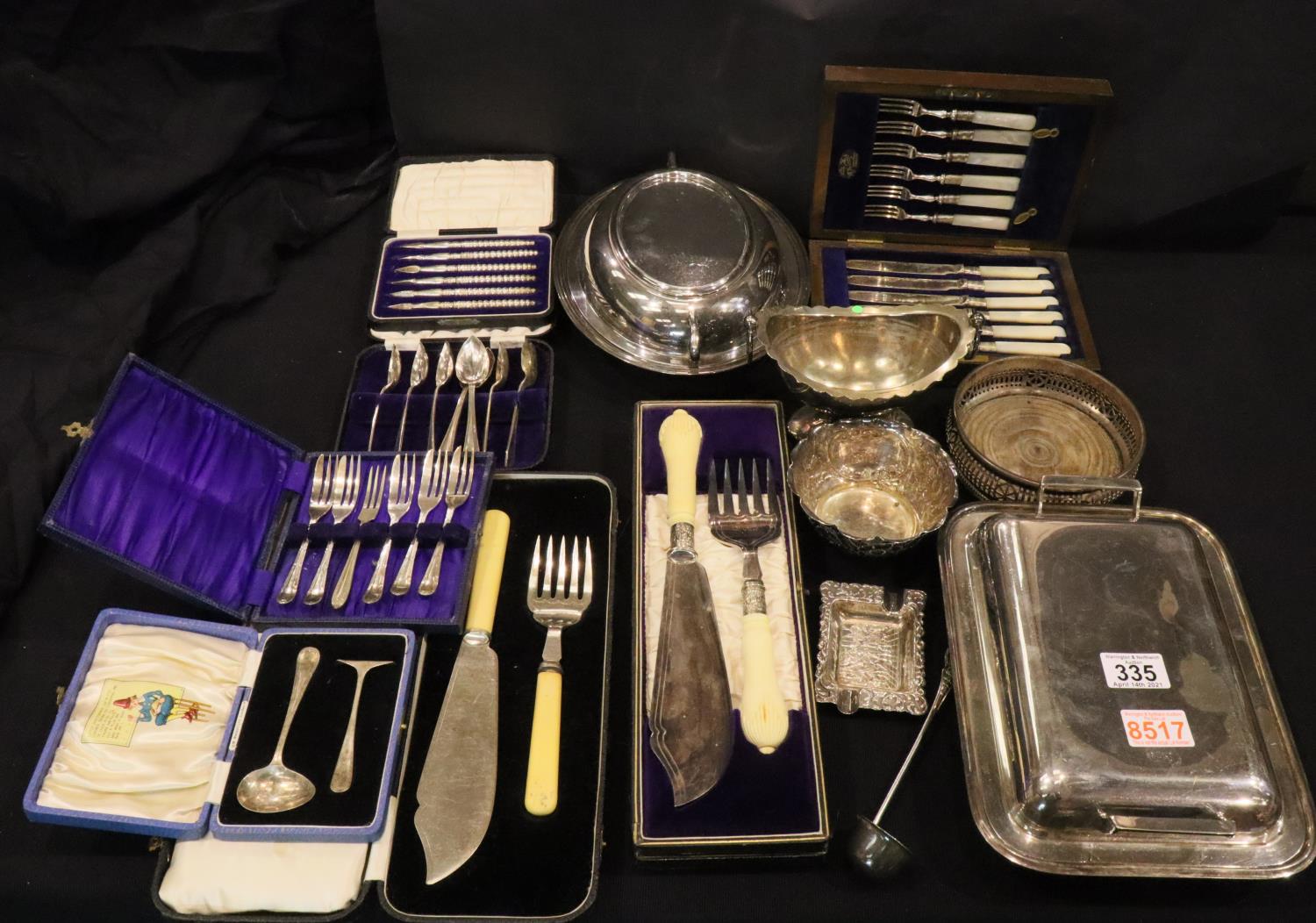 Collection of boxed silver plated flatware, two chafing dishes and other silver plate. P&P Group