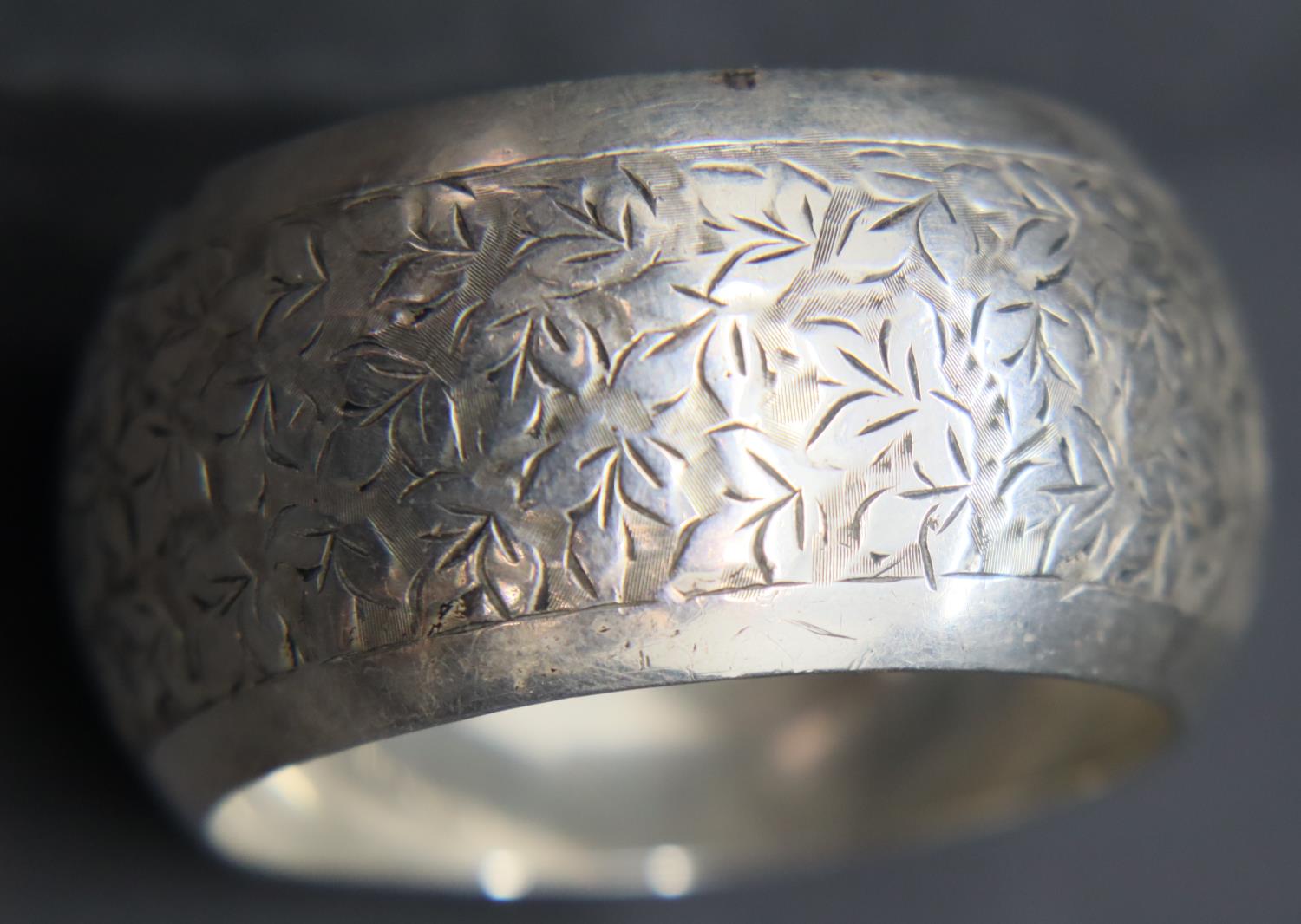 Hallmarked silver napkin ring with Chester assay, 26g. P&P Group 1 (£14+VAT for the first lot and £ - Image 2 of 4