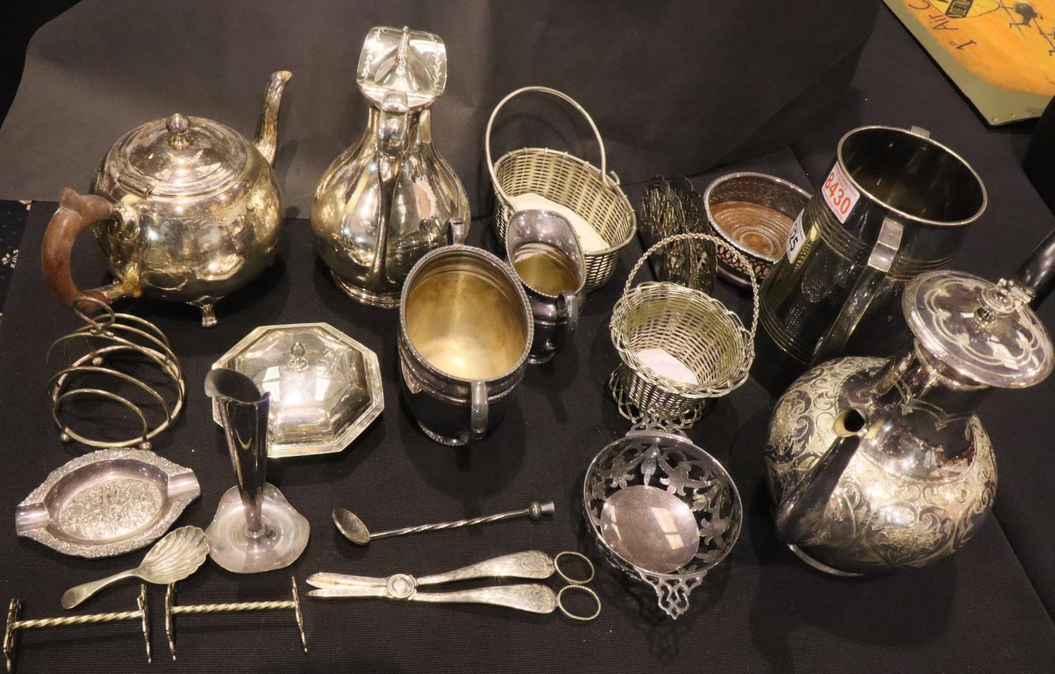Collection of mixed silver plated items. Not available for in-house P&P, contact Paul O'Hea at
