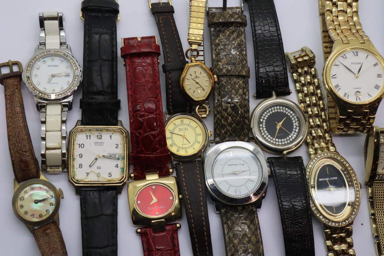 Mixed ladies and gents wristwatches. P&P Group 1 (£14+VAT for the first lot and £1+VAT for - Image 2 of 4