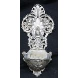 Presumed silver Cherub wall mounted holy water font, H: 14.5 cm, 65g. P&P Group 2 (£18+VAT for the