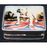 Silver pill box with enamel British Bulldog, 20g. P&P Group 1 (£14+VAT for the first lot and £1+