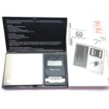 Boxed old new stock professional mini 500g digital jewellery scales with batteries. P&P Group 1 (£