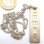 Silver ingot and chain, assay Birmingham 1977, 21g. P&P Group 1 (£14+VAT for the first lot and £1+