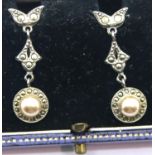 Cased pair silver marcasite Art Deco screw earrings. P&P Group 1 (£14+VAT for the first lot and £1+