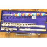 Elkhart cased Gemeinhardt flute. P&P Group 2 (£18+VAT for the first lot and £3+VAT for subsequent