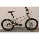 Childs Mongoose Program 20 BMX bike, 10 inch frame. Not available for in-house P&P, contact Paul O'