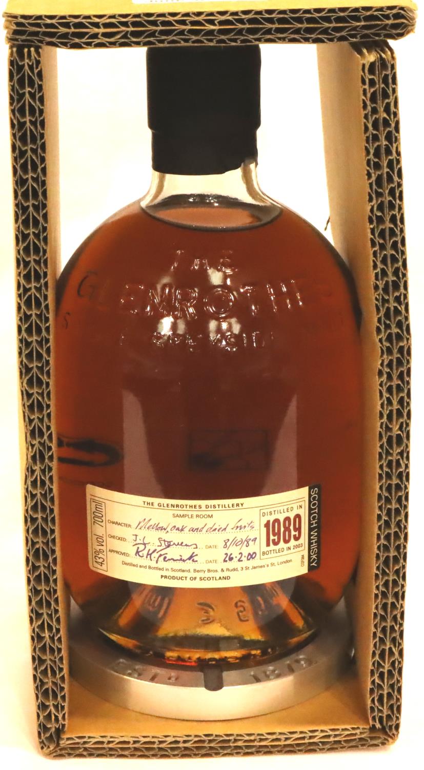 Bottle of Glenrothes whisky, bottled 2003 distilled 1981. P&P Group 2 (£18+VAT for the first lot and