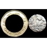 2016 - Minting error 1 pound coin - Centre component loose. P&P Group 1 (£14+VAT for the first lot