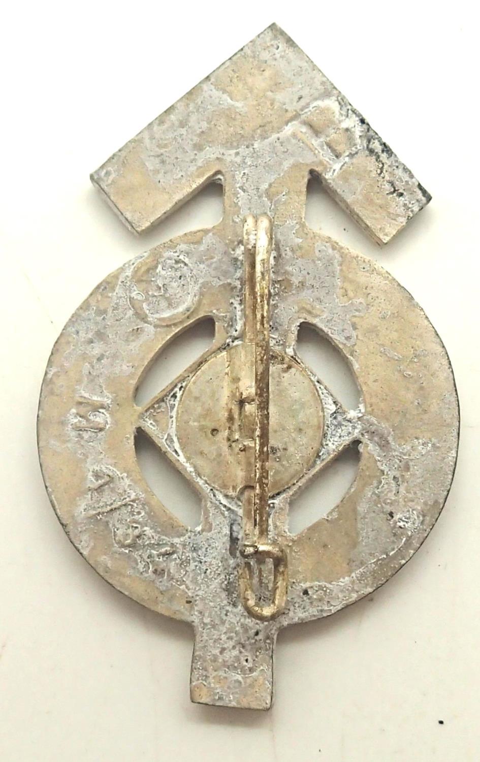 WWII German Hitler Youth silver proficiency badge. P&P Group 1 (£14+VAT for the first lot and £1+VAT - Image 2 of 2