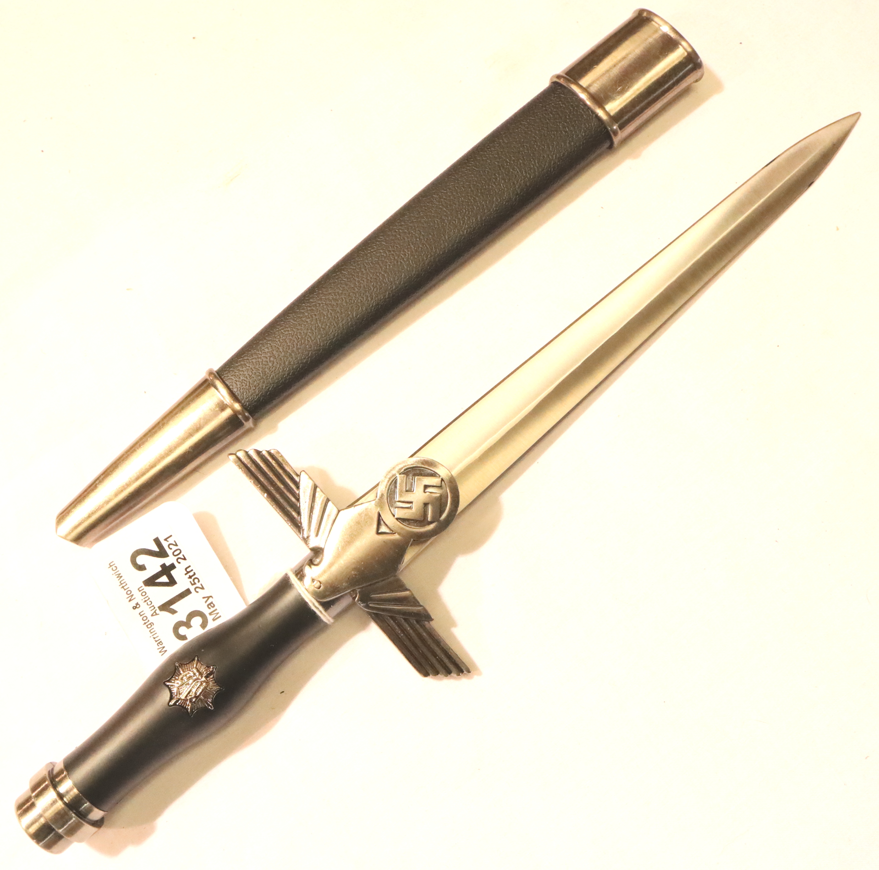 German WWII replica RLB dagger with metal mounts. P&P Group 2 (£18+VAT for the first lot and £3+