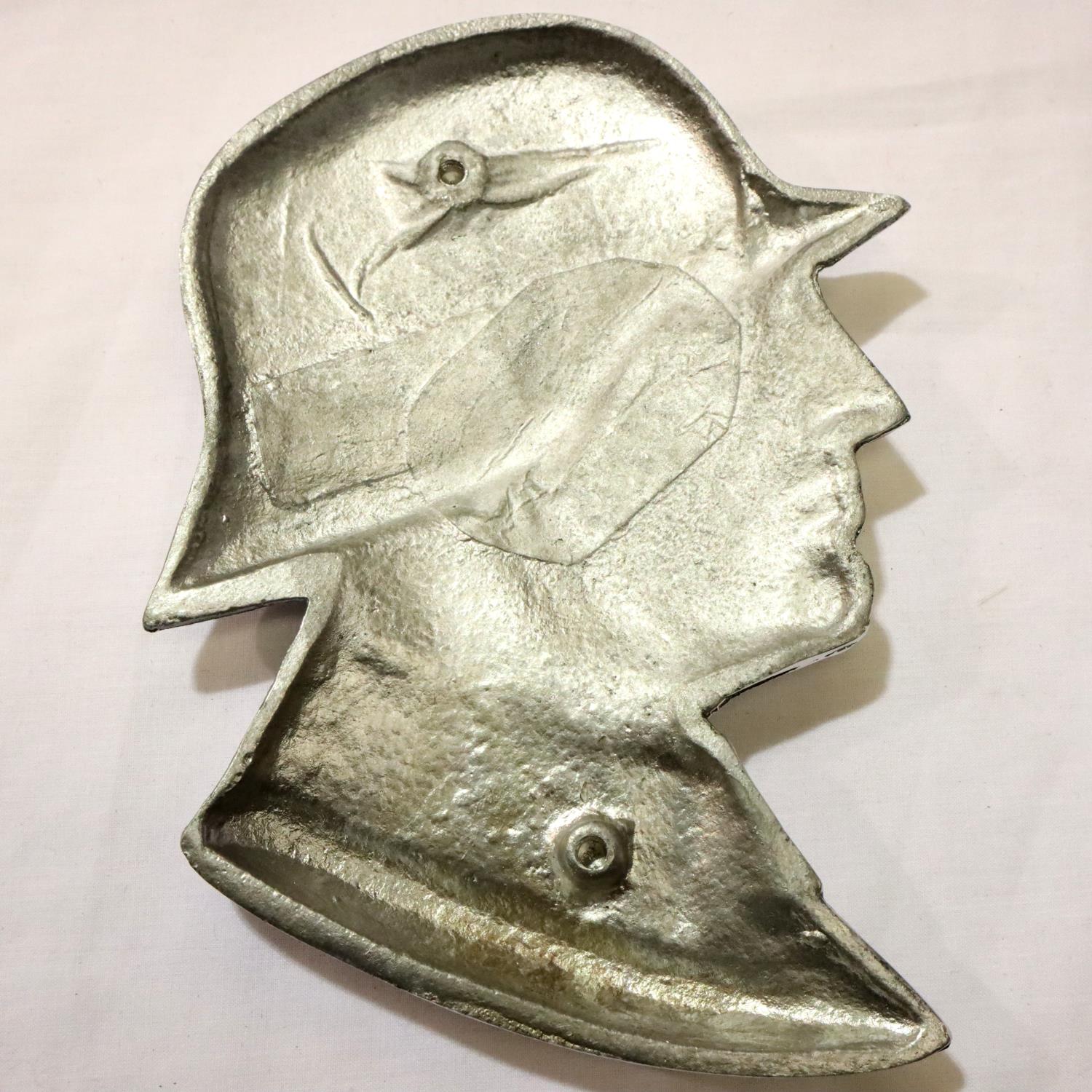 A polished metal SS soldiers side profile, wall or door mounting with threaded holes verso, H: 21 - Image 2 of 2