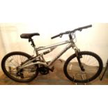 Adults Diamondback fall suspension mountain bike with 2.1 gears, 19'' frame and tekeno v brakes. Not