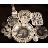 A collection of mixed 19th and 20th Century glassware including etched examples, bowls etc. Not
