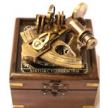 Boxed brass travelling sextant. P&P Group 1 (£14+VAT for the first lot and £1+VAT for subsequent