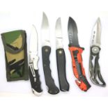 Kombat folding knife in camouflage sheath and four others. P&P Group 2 (£18+VAT for the first lot