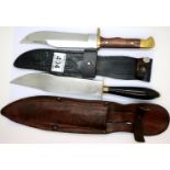 Two sheath knives, blades L: 20 cm and 17 cm. P&P Group 2 (£18+VAT for the first lot and £3+VAT