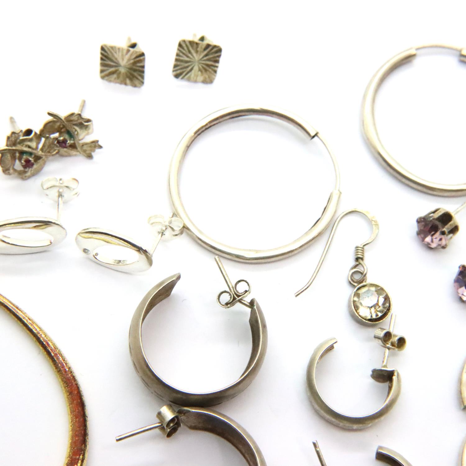 Collection of assorted silver earrings, some stone set, combined 30g. P&P Group 1 (£14+VAT for the - Image 3 of 5