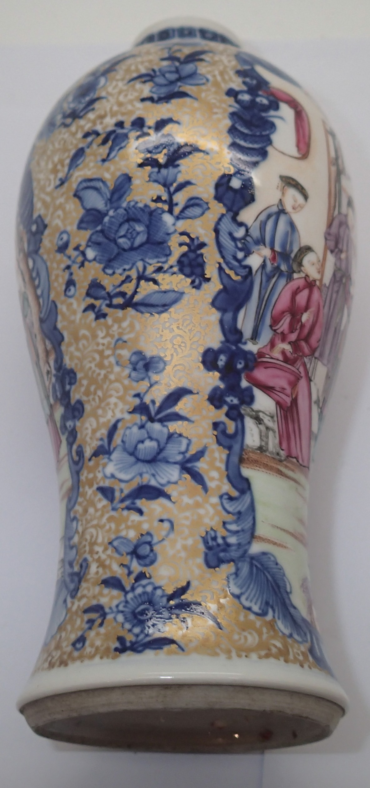 Late 19th century Chinese ceramic baluster vase decorated with figures, H:18 cm, a Chinese tankard - Image 10 of 10