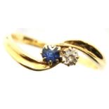 18ct gold sapphire and diamond dress ring, size M/N. P&P Group 1 (£14+VAT for the first lot and £1+