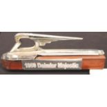 Car bonnet mascot; 1950s Daimler Majestic, L: 27 cm. P&P Group 3 (£25+VAT for the first lot and £5+