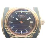 Gents Breil gold tone wristwatch, requires battery. P&P Group 1 (£14+VAT for the first lot and £1+