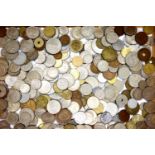 Collection of mixed world coinage. P&P Group 2 (£18+VAT for the first lot and £3+VAT for