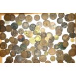 Queen Victoria and George V, mixed mostly copper coins. P&P Group 1 (£14+VAT for the first lot