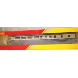Hornby R4624 BR MK2E Intercity brake/open, blue/grey coach, boxed. P&P Group 1 (£14+VAT for the