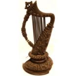Antique Irish box oak finely carved harp, with damage to base, H: 18 cm. P&P Group 2 (£18+VAT for