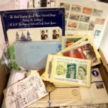 Large mixed worldwide collection of stamps and postal history. P&P Group 2 (£18+VAT for the first