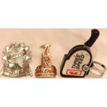 Cycling related items to include badges and three speed. P&P Group 1 (£14+VAT for the first lot