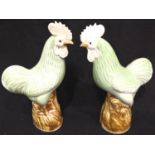 Pair of Chinese porcelain cockerel, H: 23 cm. P&P Group 2 (£18+VAT for the first lot and £3+VAT