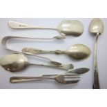 Mixed hallmarked silver spoons and a pair of sugar nips, combined weight 137g. P&P Group 1 (£14+