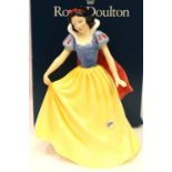Royal Doulton limited edition figurine, Snow White, 55/2000, H: 20 cm. P&P Group 2 (£18+VAT for