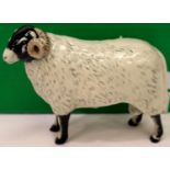 Boxed Beswick Ram, H: 11 cm. P&P Group 1 (£14+VAT for the first lot and £1+VAT for subsequent lots)