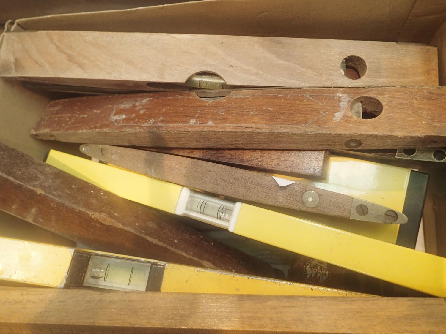 Box of vintage spirit levels and others. Not available for in-house P&P, contact Paul O'Hea at