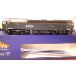 Bachmann 32756 Tintagel Castle Class 57, GWR Green 576703 in excellent condition, boxed. P&P Group 1
