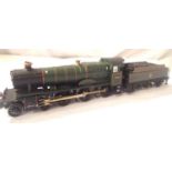 Mainline - Foxcote Manor 7822 BR Green, Early Crest, in very good - excellent condition, poly tray
