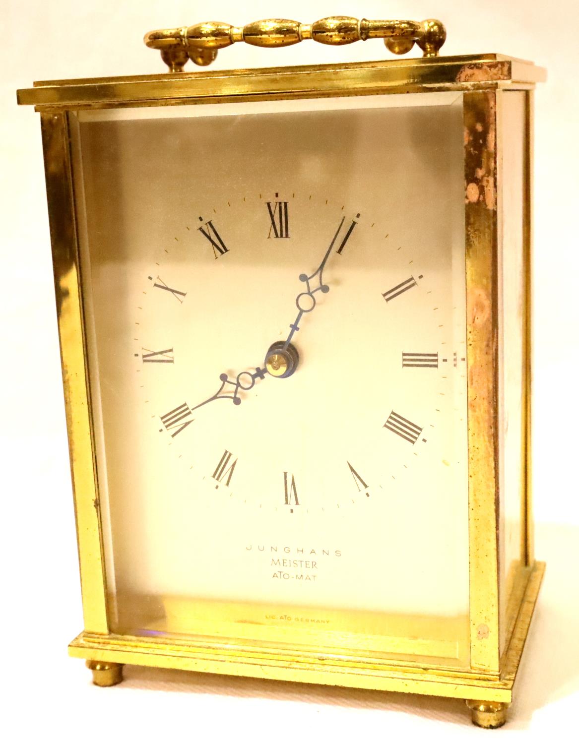 Junghans Meister Ato-mat brass battery powered carriage clock. P&P Group 2 (£18+VAT for the first