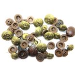 Bag of WWII Royal Artillery Buttons etc. P&P Group 1 (£14+VAT for the first lot and £1+VAT for