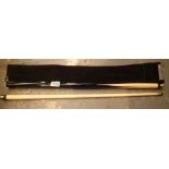 Cased two-piece snooker cue. Not available for in-house P&P, contact Paul O'Hea at Mailboxes on