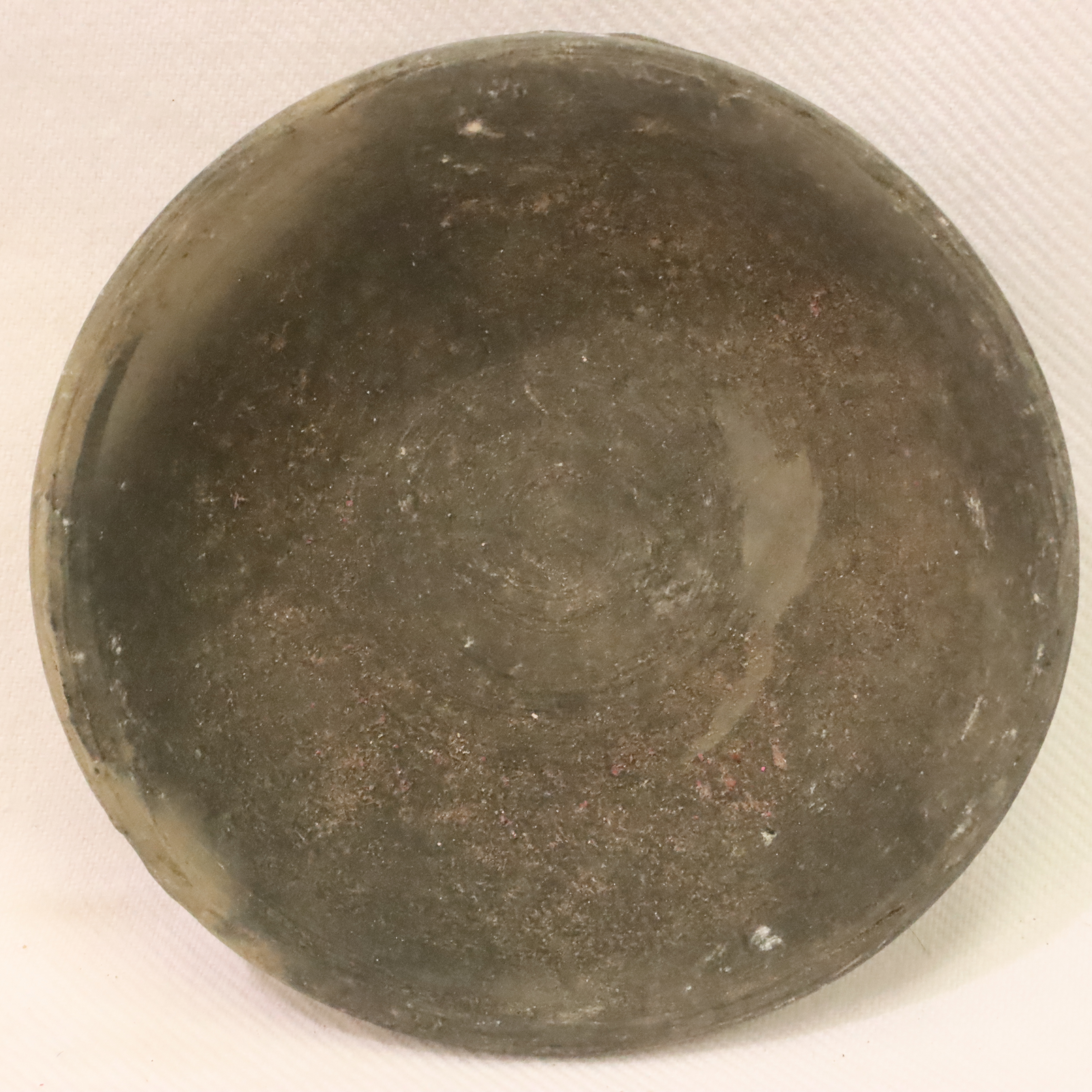 Chinese Song Dynasty blackened clay shallow bowl, D: 82 mm. P&P Group 2 (£18+VAT for the first lot - Image 2 of 4