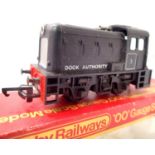 Hornby R253 Dock Tank Black, no. 3, in excellent condition, box poor. P&P Group 1 (£14+VAT for the