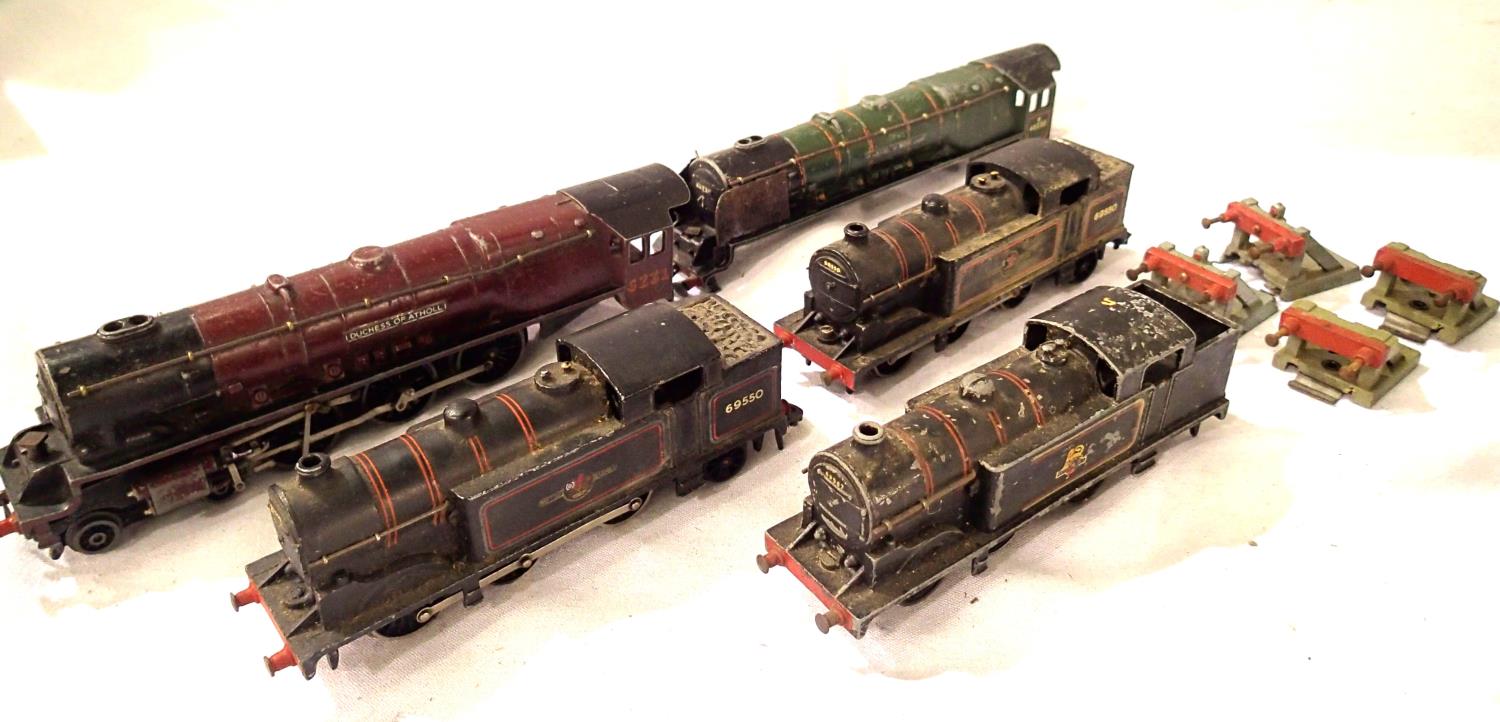 Hornby Dublo 2 Rail, three 0.6.2. tanks, plus three Rail Duchess of Atholl, body shell for Duchess