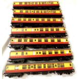 Seven Hornby Carmine/Cream coaches, in very good condition, unboxed, requires cleaning. P&P Group