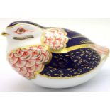 Royal Crown Derby Quail with gold stopper, H: 6 cm. P&P Group 1 (£14+VAT for the first lot and £1+
