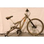 Diamondback 16 inch frame full suspension mountain bike 18 speed. Not available for in-house P&P,
