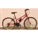 Girls Universal Epic VX425 21 speed 14'' frame bike. Not available for in-house P&P, contact Paul