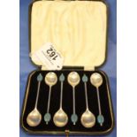 A boxed set of silver coffee bean spoons, 55g. P&P Group 2 (£18+VAT for the first lot and £3+VAT for